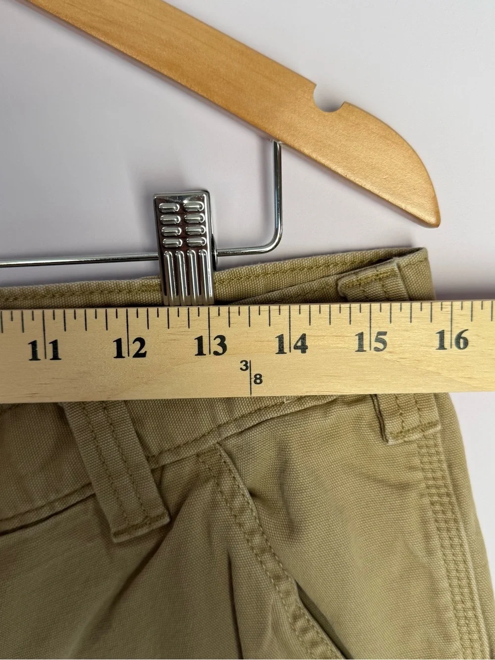 Carhartt Men's Relaxed Chinos in Khaki